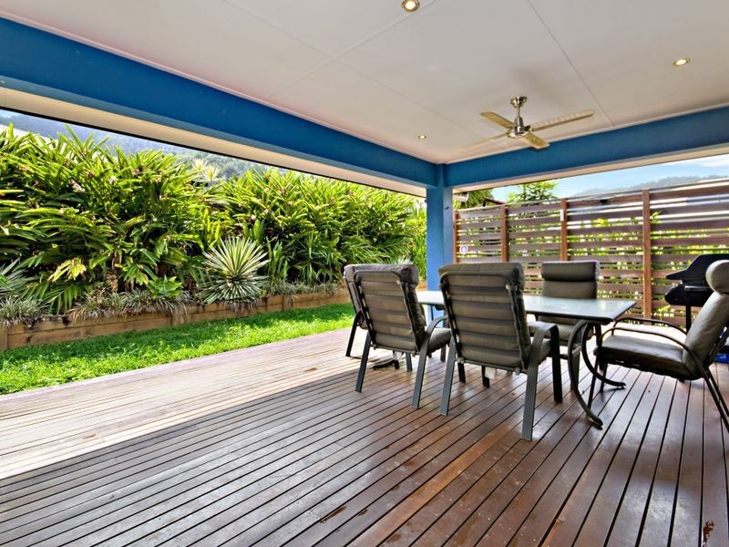 89 Gamburra Drive, Redlynch QLD 4870