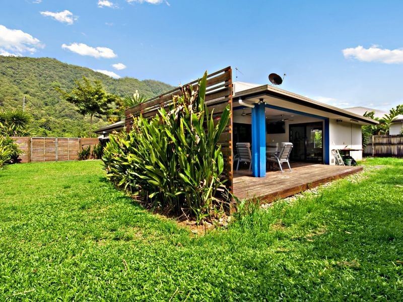 89 Gamburra Drive, Redlynch QLD 4870
