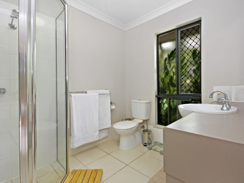 89 Gamburra Drive, Redlynch QLD 4870