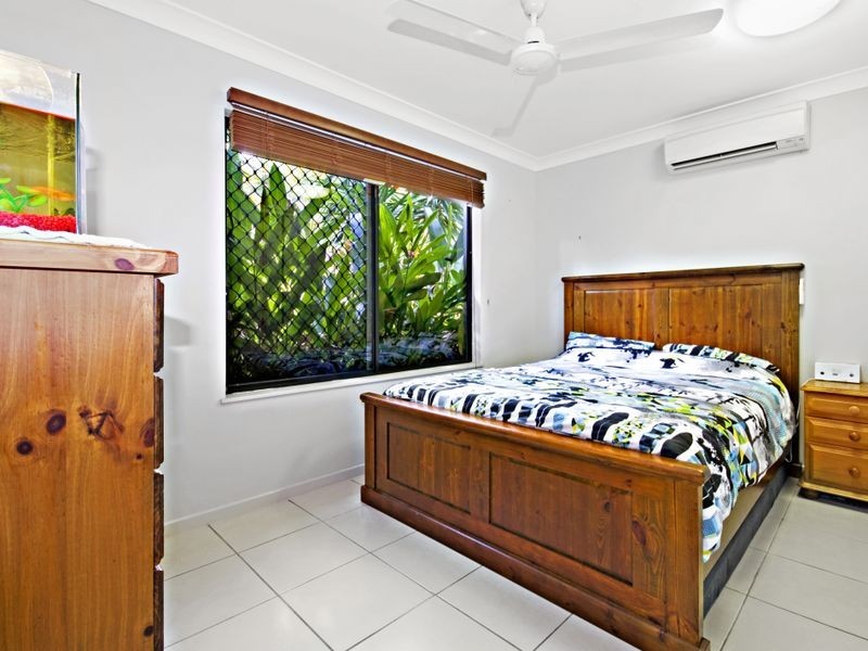 89 Gamburra Drive, Redlynch QLD 4870