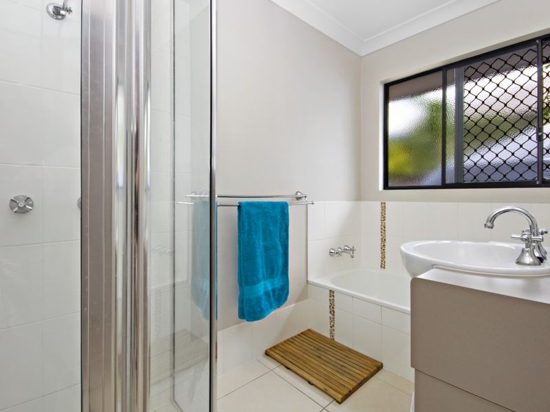 89 Gamburra Drive, Redlynch QLD 4870