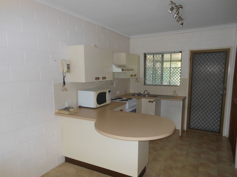 Manunda QLD 4870