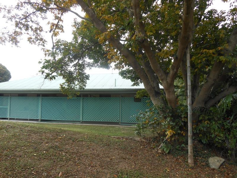 Manunda QLD 4870