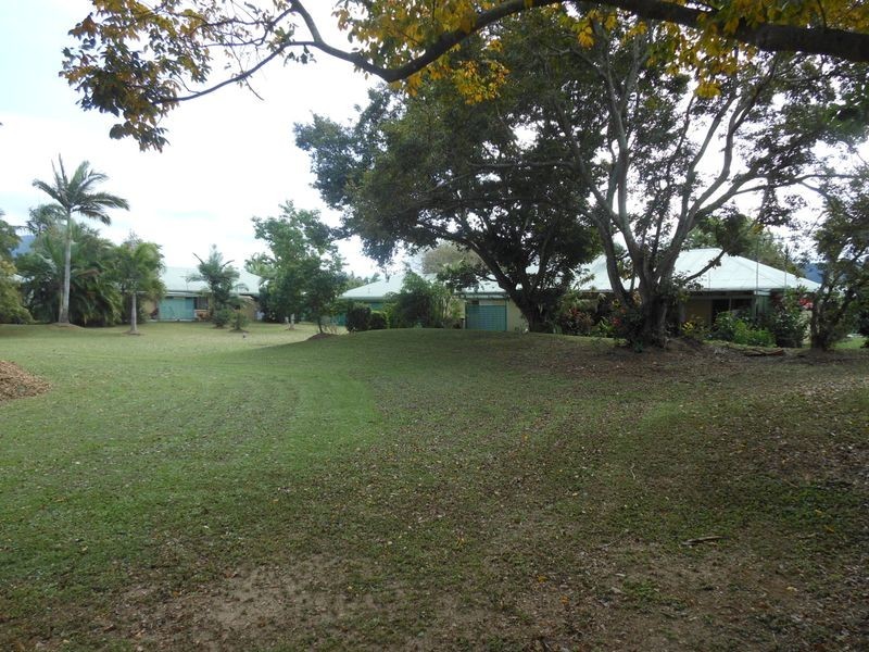 Manunda QLD 4870