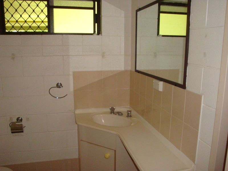 Manunda QLD 4870