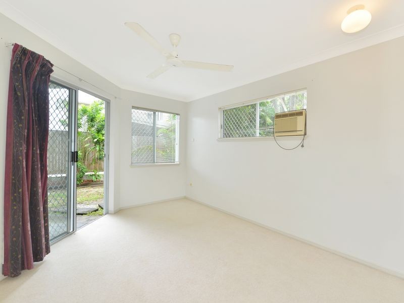 10/13 Givens Street, Westcourt QLD 4870