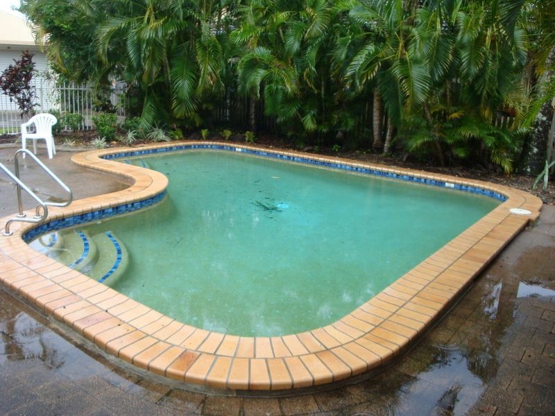 2/15 Grantala Street, Manoora QLD 4870