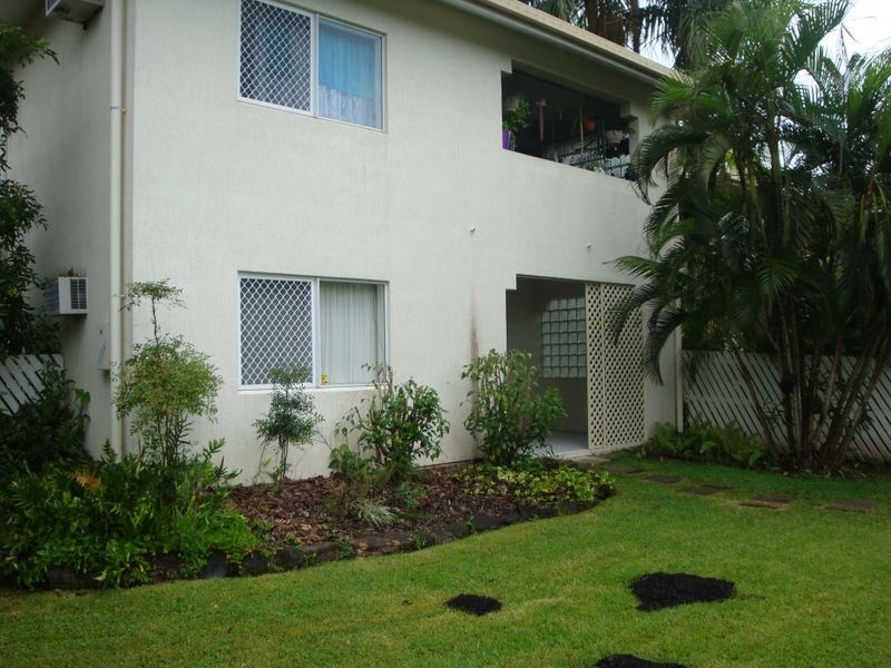 2/15 Grantala Street, Manoora QLD 4870