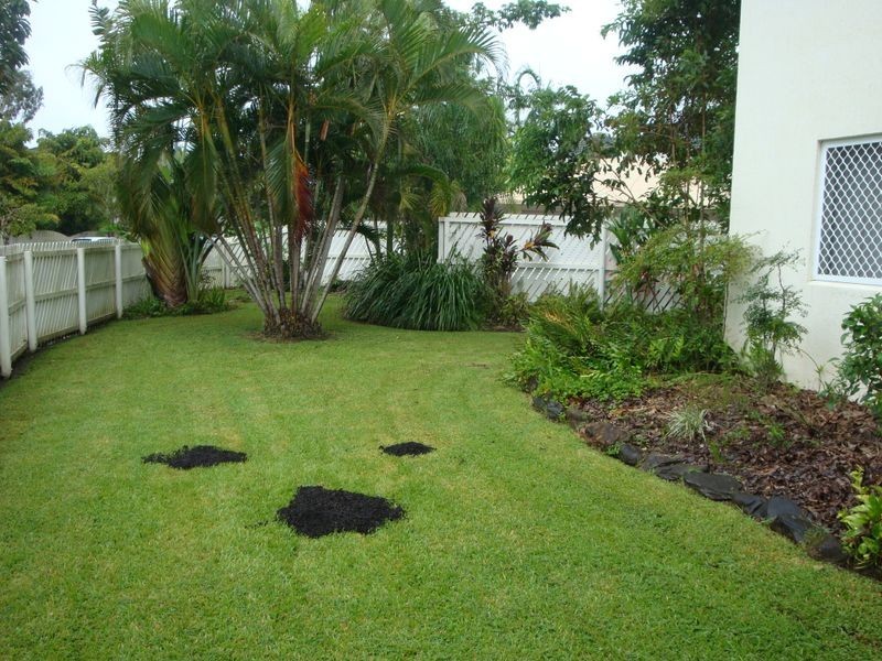 2/15 Grantala Street, Manoora QLD 4870