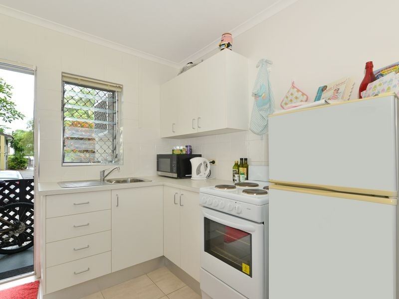8/390 Mayers Street, Edge Hill QLD 4870