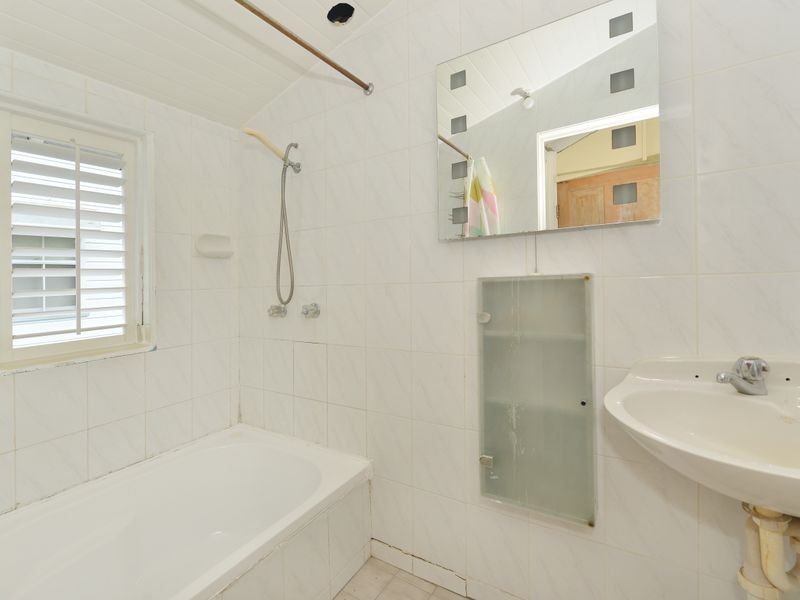 53 Charles Street, Parramatta Park QLD 4870