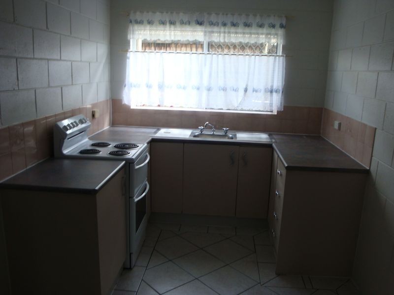 4/52 Pease Street, Manoora QLD 4870