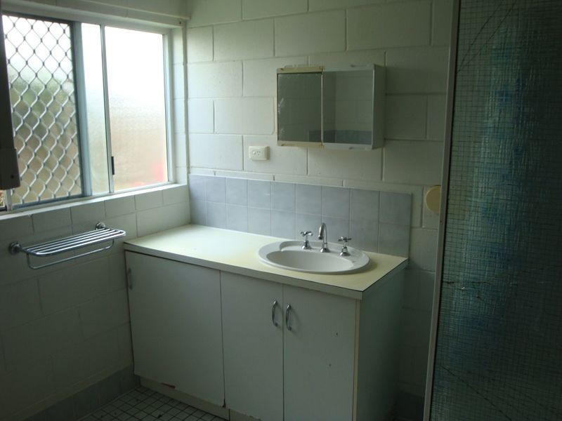 4/52 Pease Street, Manoora QLD 4870