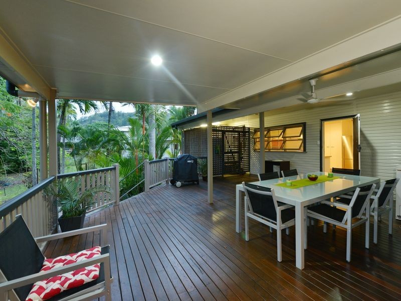 71 Hillview Crescent, Whitfield QLD 4870
