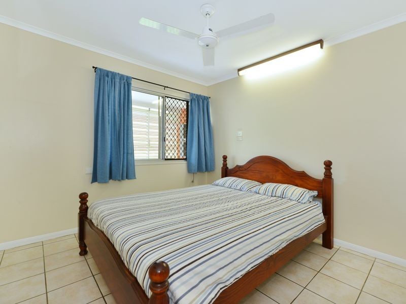 5 Bott Street, Whitfield QLD 4870