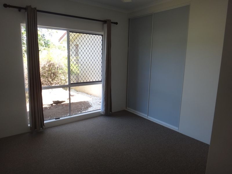 4 Fay Close, Brinsmead QLD 4870