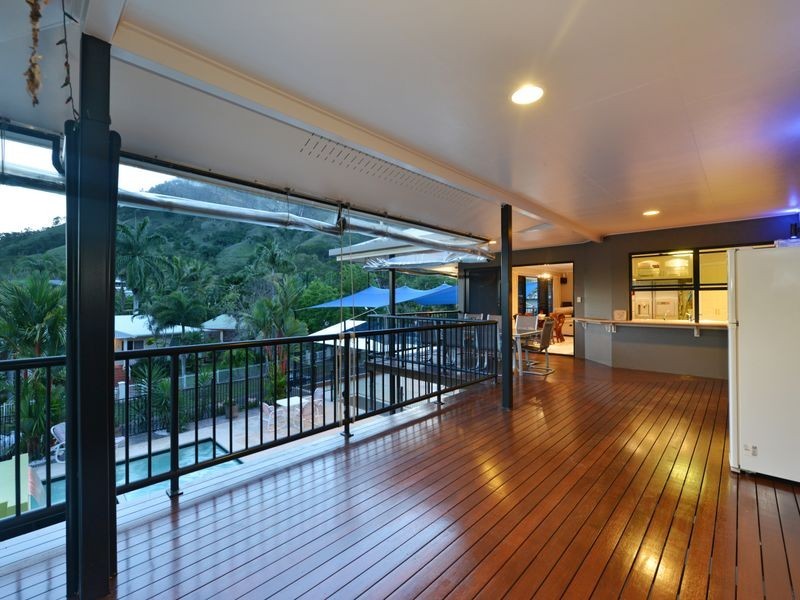 8 Robin Close, Bayview Heights QLD 4868
