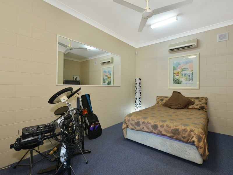 8 Robin Close, Bayview Heights QLD 4868