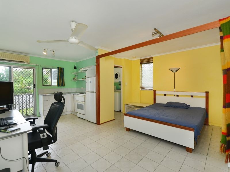 7 394 Mayers Street, Edge Hill QLD 4870