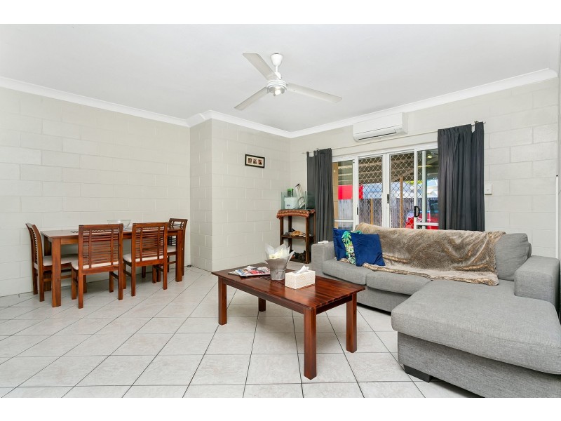 4/52 Pease Street, Manoora QLD 4870