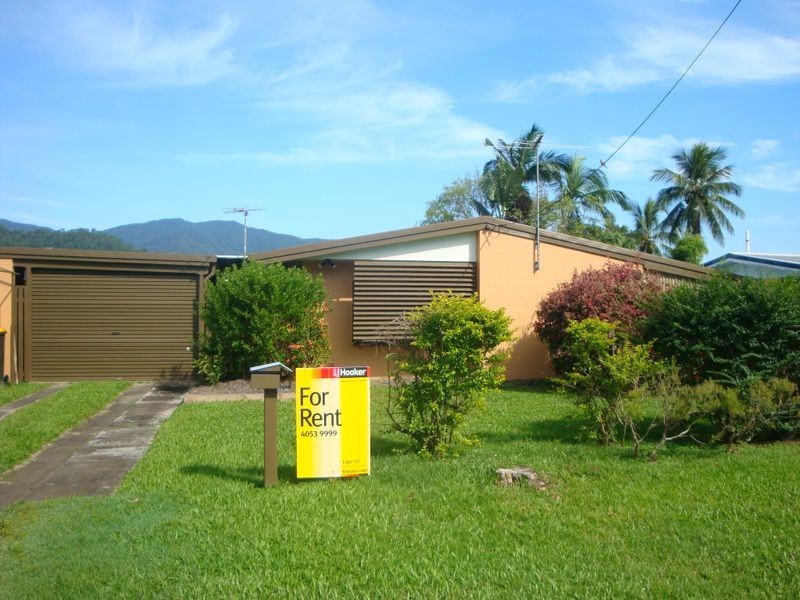 33 Mulligan Street, Manoora QLD 4870