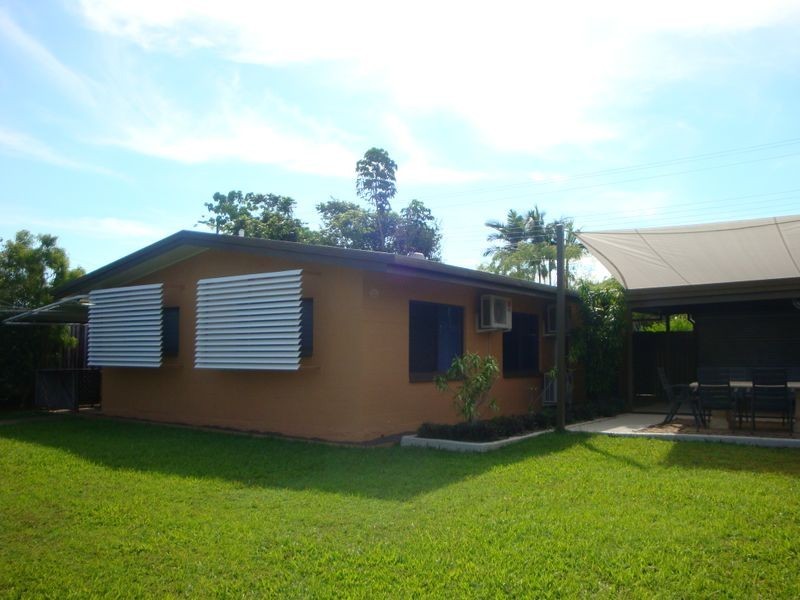 33 Mulligan Street, Manoora QLD 4870