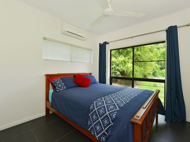 52 Hobson Drive, Brinsmead QLD 4870