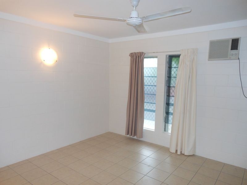4/189 McLeod Street, Cairns North QLD 4870