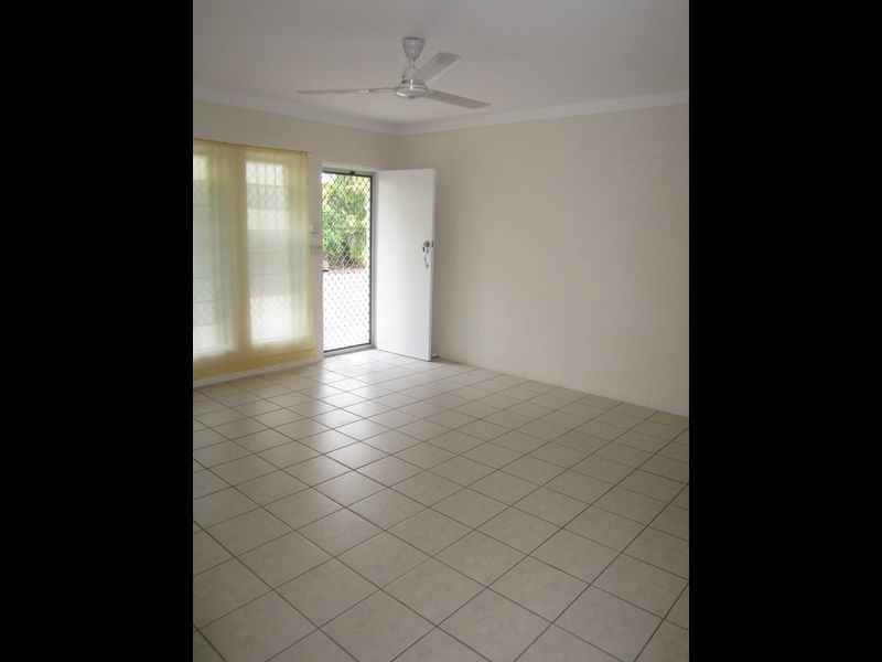 4/189 McLeod Street, Cairns North QLD 4870