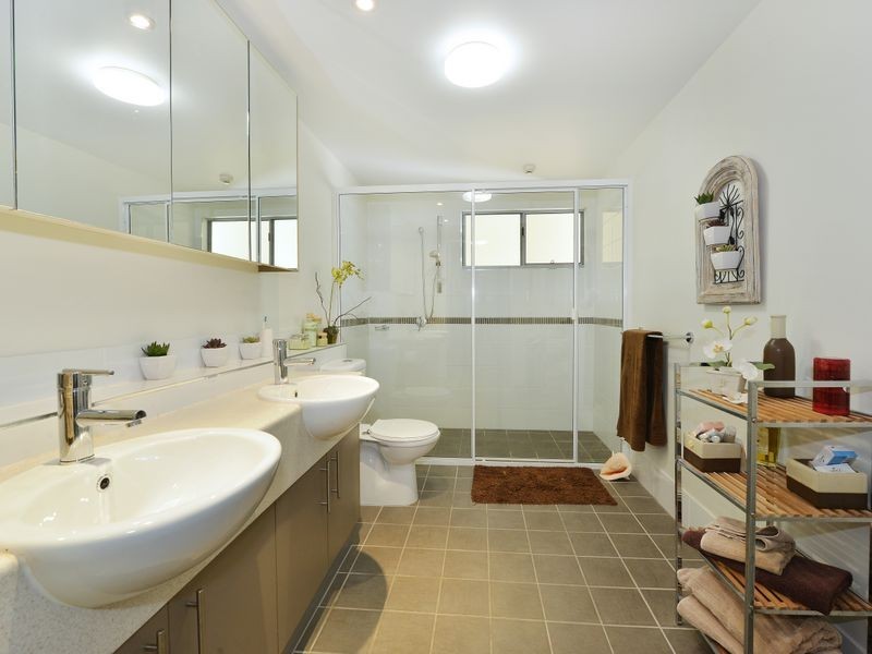 1/110-114 Collins Avenue, Edge Hill QLD 4870