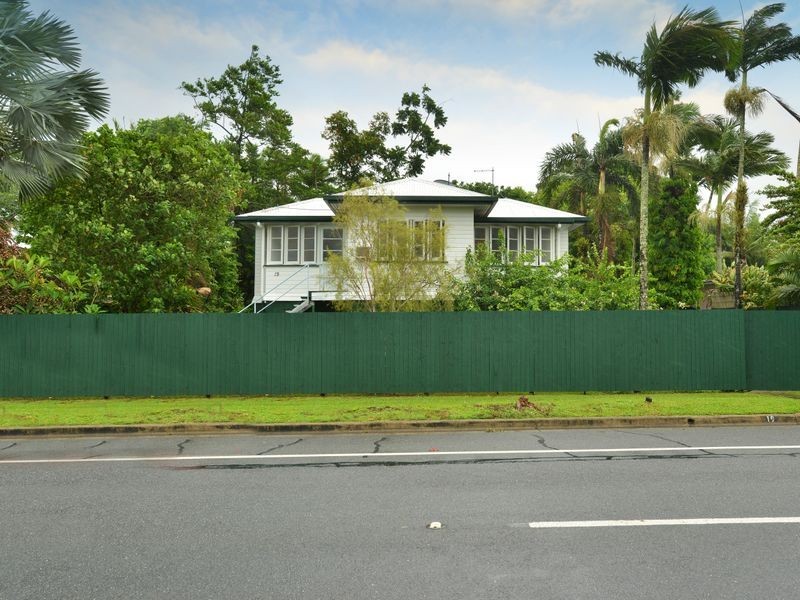 19 Keirle Avenue, Whitfield QLD 4870