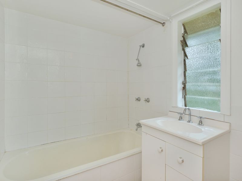 19 Keirle Avenue, Whitfield QLD 4870