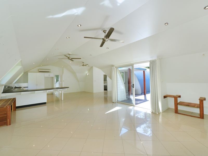 1/2293 Pine Creek Road, Almaden QLD 4871