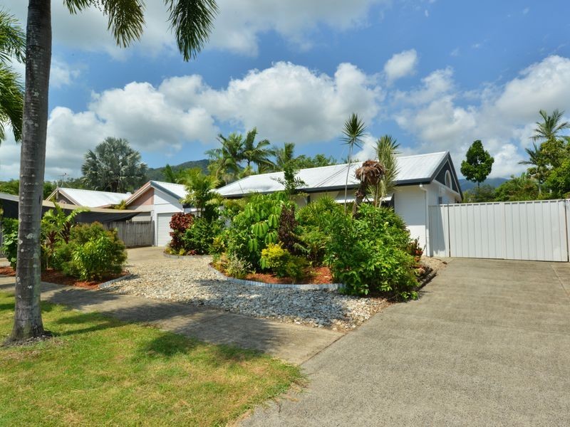 2/7 Ireland Crescent, Whitfield QLD 4870