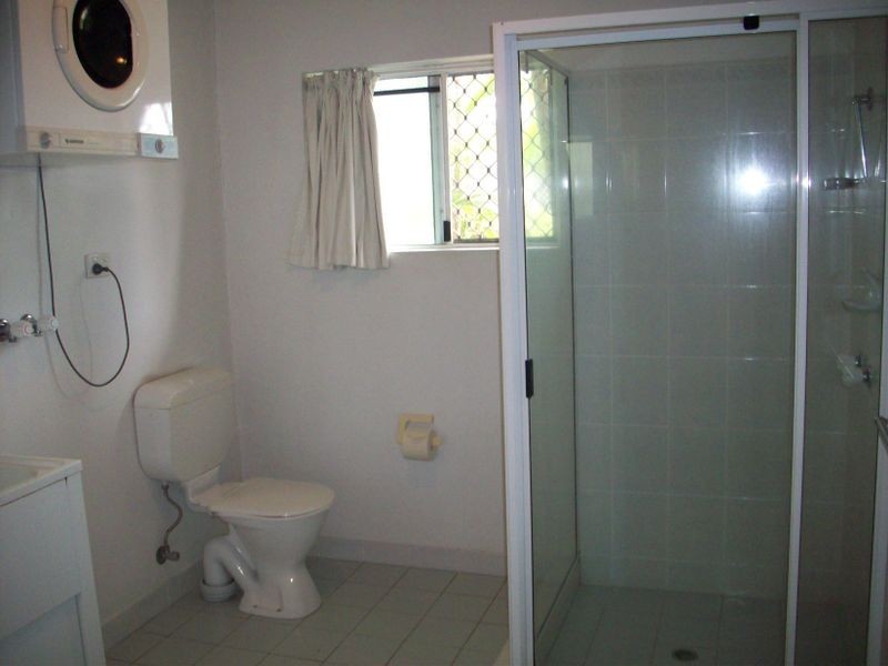 Manunda QLD 4870