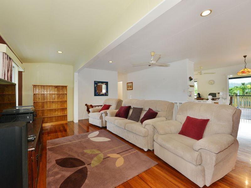 42 Cassia Street, Edge Hill QLD 4870