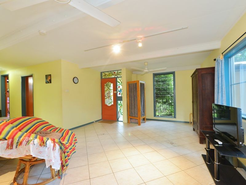 42 Cassia Street, Edge Hill QLD 4870