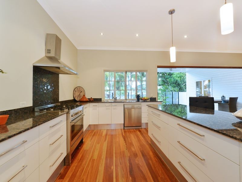 7 Hudson Street, Whitfield QLD 4870