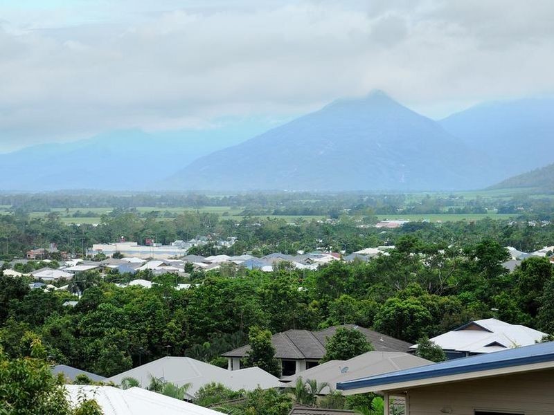 18 Claridge Street, Mount Sheridan QLD 4868