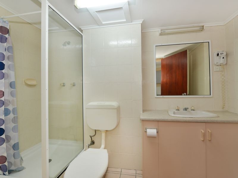 8/261-265 Sheridan Street, Cairns North QLD 4870