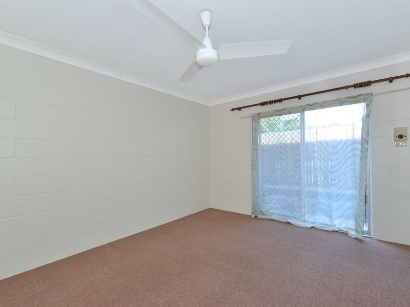 5 292 Sheridan  Street, Cairns North QLD 4870