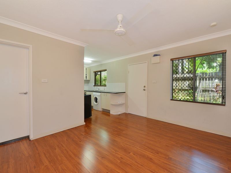 2/292 SHERIDAN ST, Cairns North QLD 4870