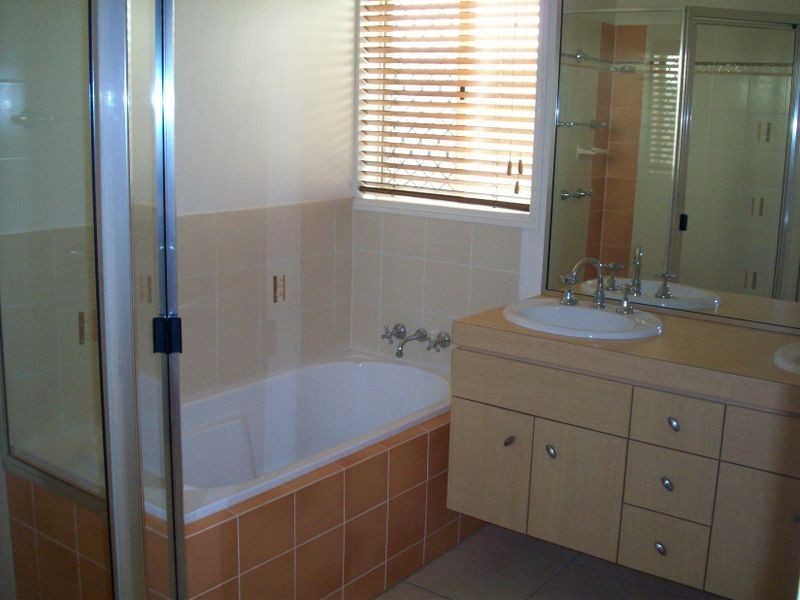 Brinsmead QLD 4870