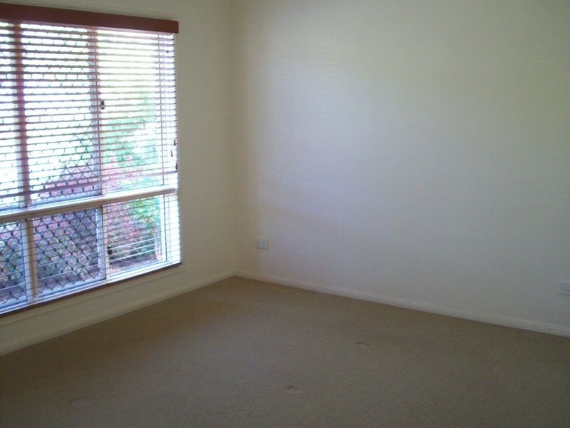 Brinsmead QLD 4870