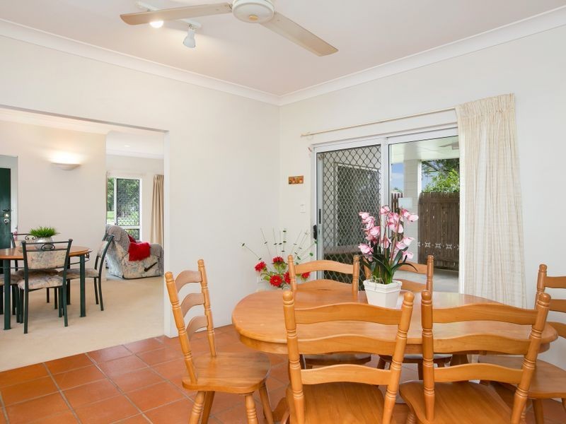 72 Bathurst Drive, Bentley Park QLD 4869