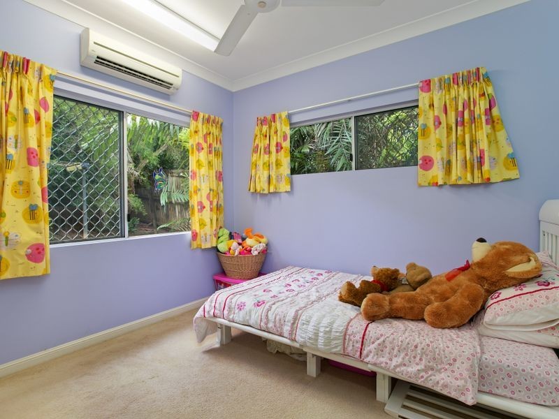 72 Bathurst Drive, Bentley Park QLD 4869