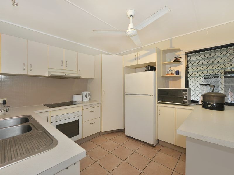 2/40 Sperring Street, Manunda QLD 4870