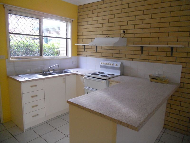 Manoora QLD 4870