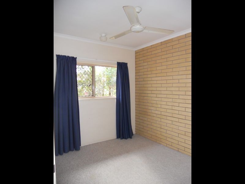 Manoora QLD 4870