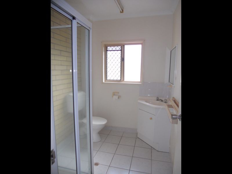 Manoora QLD 4870
